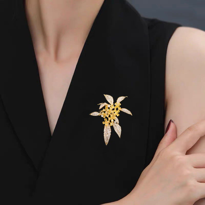 轻奢风优雅桂花胸针国风设计胸花女大衣外套配饰别针节日送人礼物