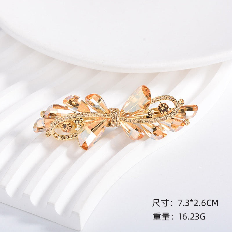 JOYA中号春季发夹，用于多功能发型固定，金属材质，适合日常发型整理和造型。